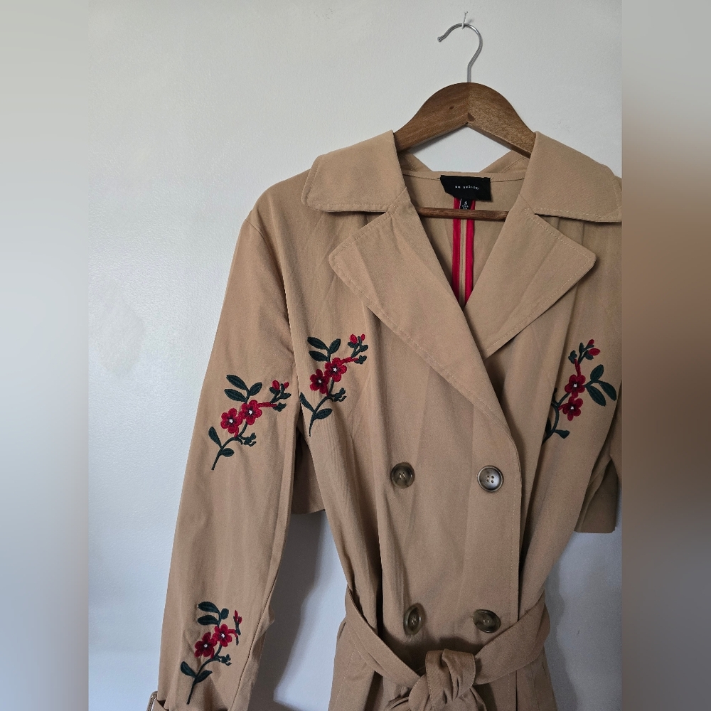 En Saison Tan Trench Coat with Red Floral Embroidery - Picture 2 of 8
